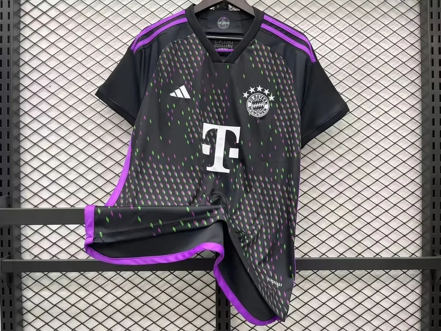23/24 Bayern away S-XXL — photo 2