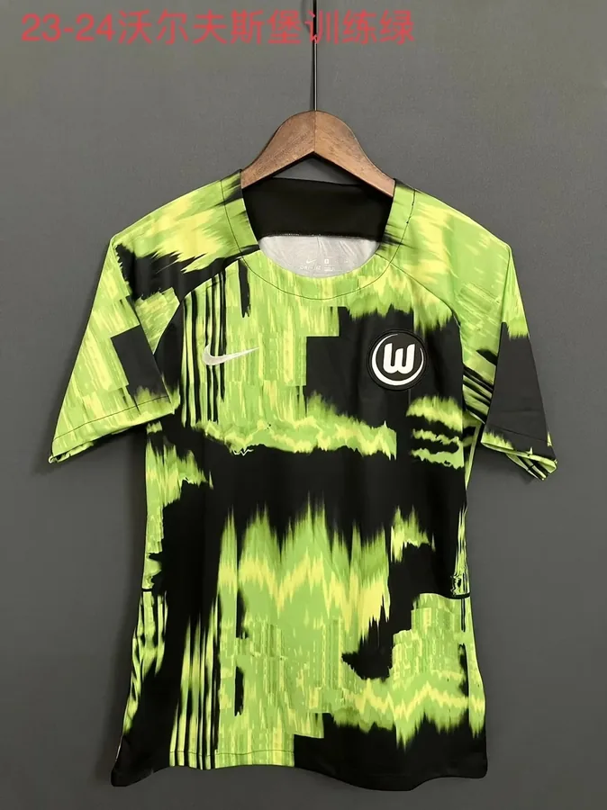 23/24 Wolfsburg pre-match training kit Green and black S-XXL — photo 2