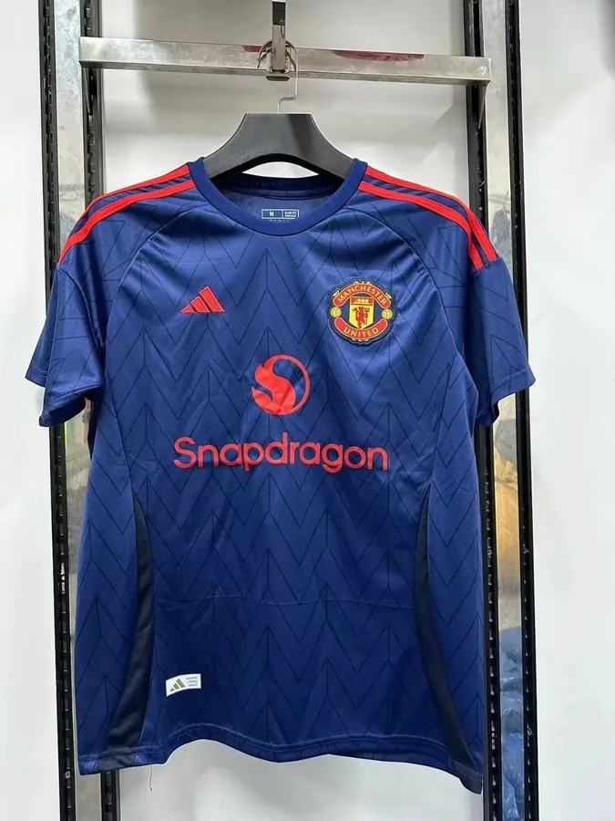 24/25 Man U away S-XXL