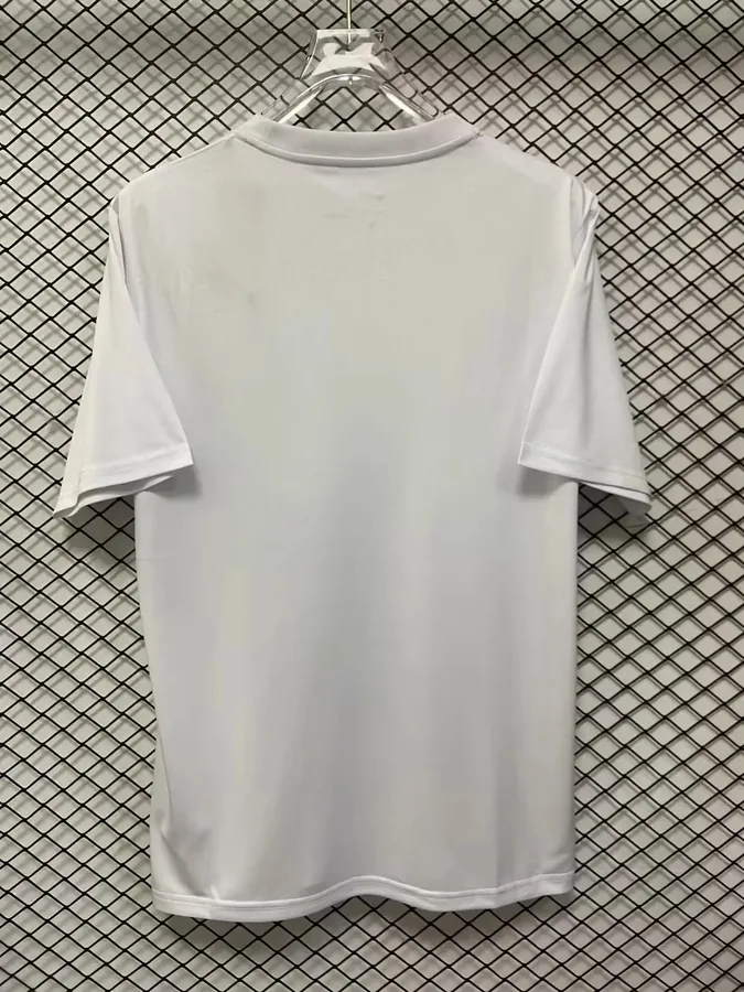 23-24 Paris White advertising gradient S-2XL