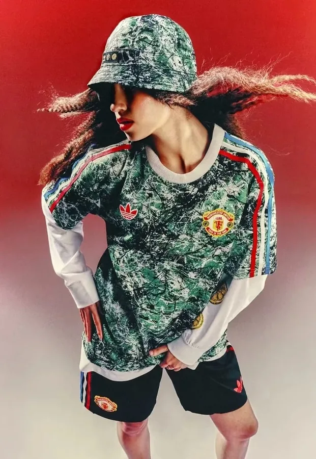 24/25 Man U co-branded S-4XL — photo 3