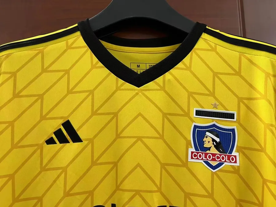 24/25 Club Social y Deportivo Colo-Colo goalkeeper Yellow S-XXL — photo 3