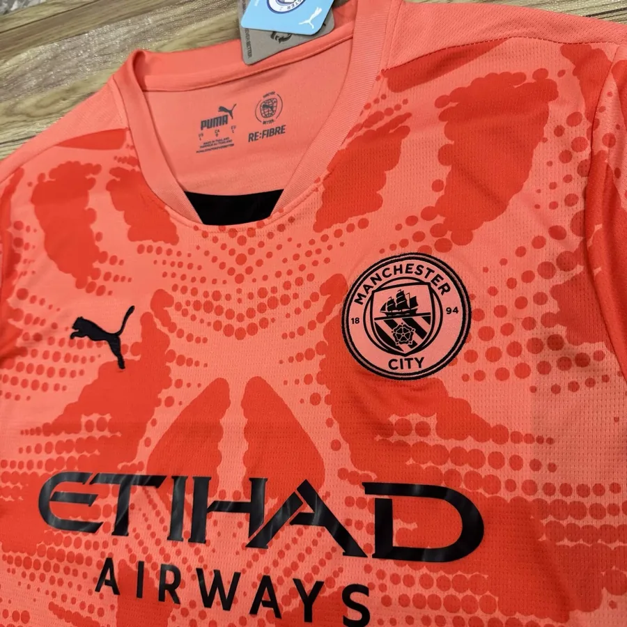 24/25 Manchester City goalkeeper S-XXL — photo 2