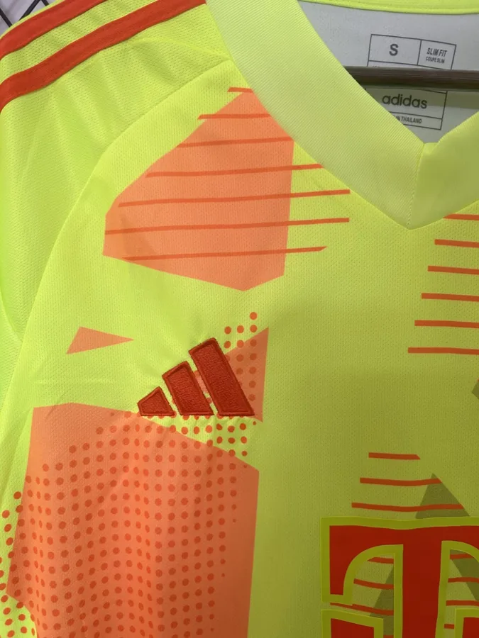 24/25 Bayern goalkeeper S-XXL — photo 7