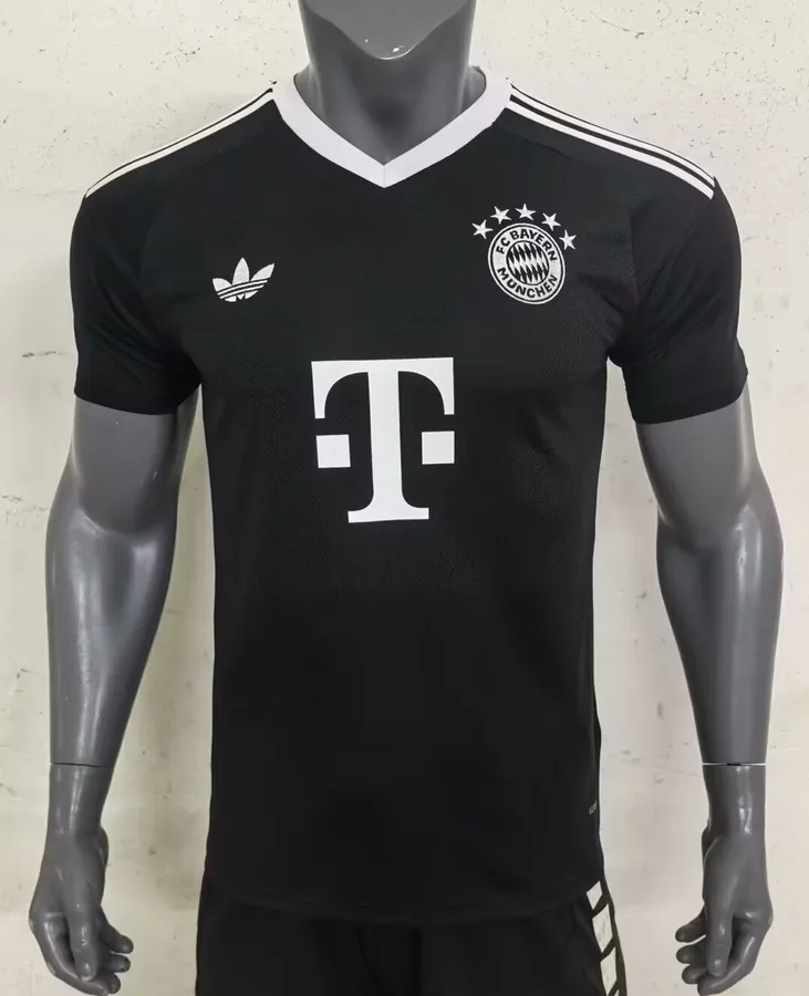 24/25Bayern Munich pre-match training kit black S-XXL — photo 3