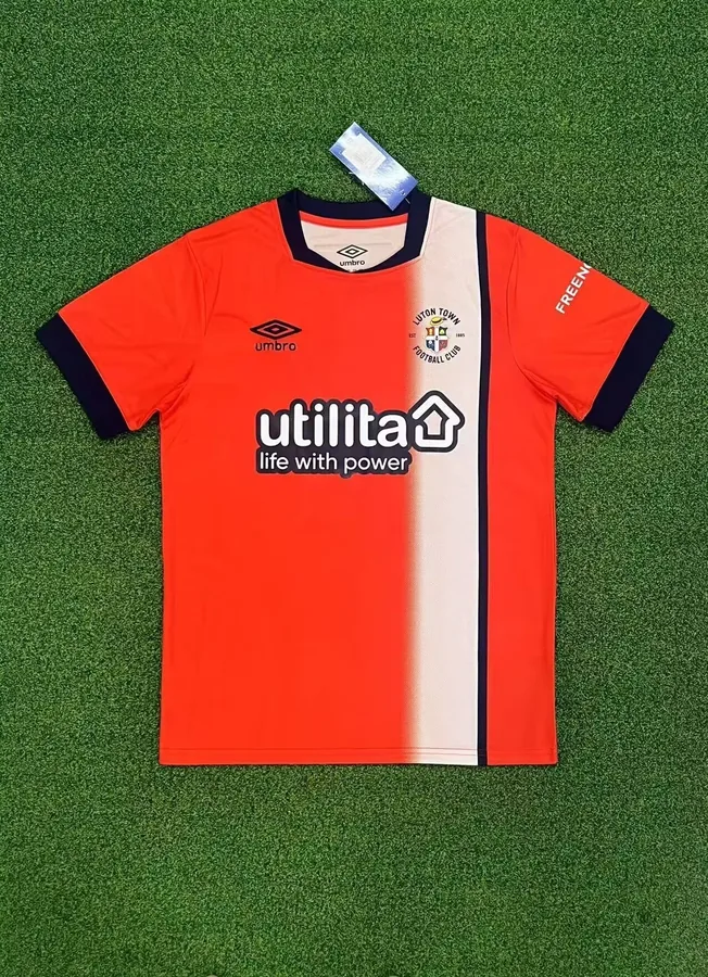 24/25 Luton Town at home S-XXL