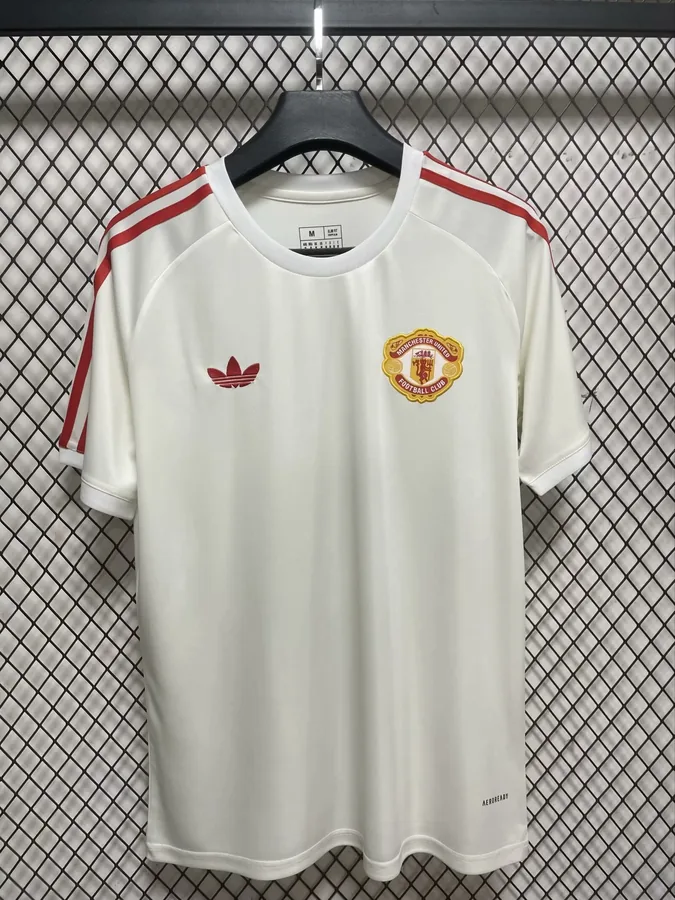 24/25 ManU training kit S-XXL