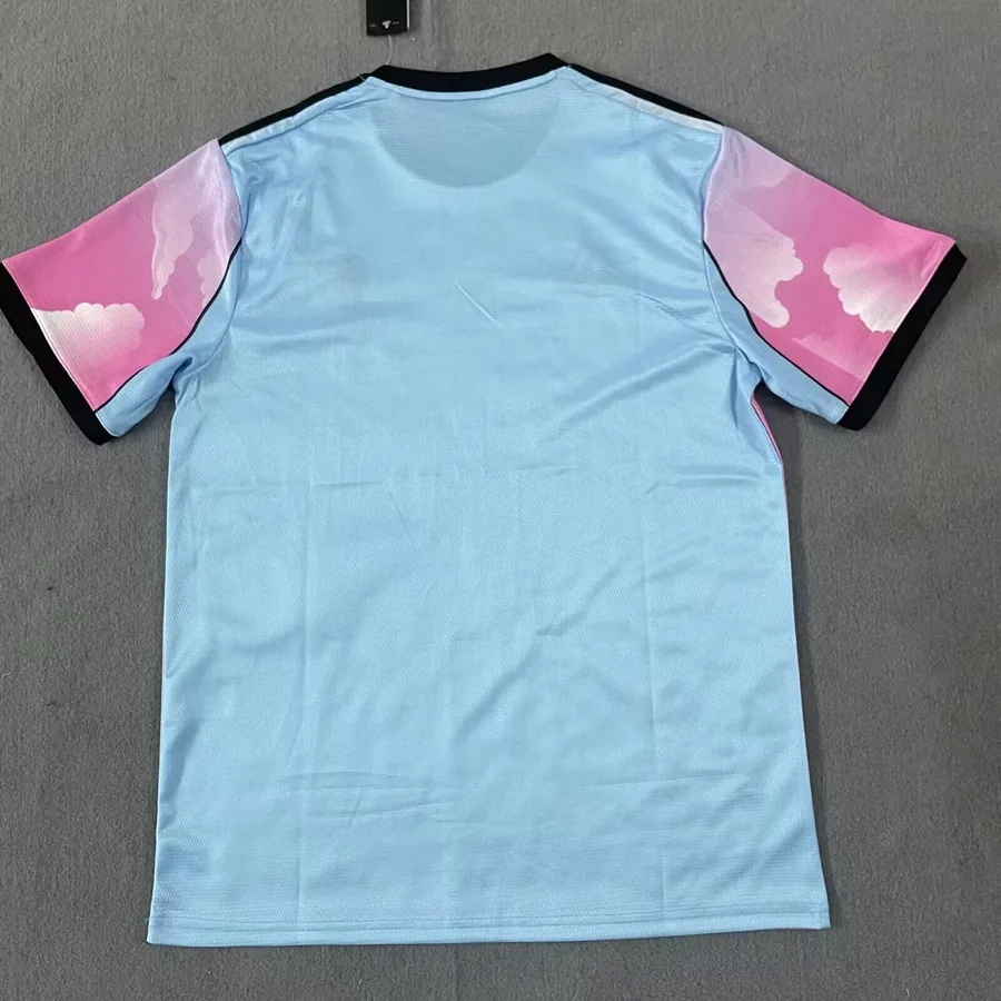 25-26利物浦大夏粉特别版S-2XL — photo 2