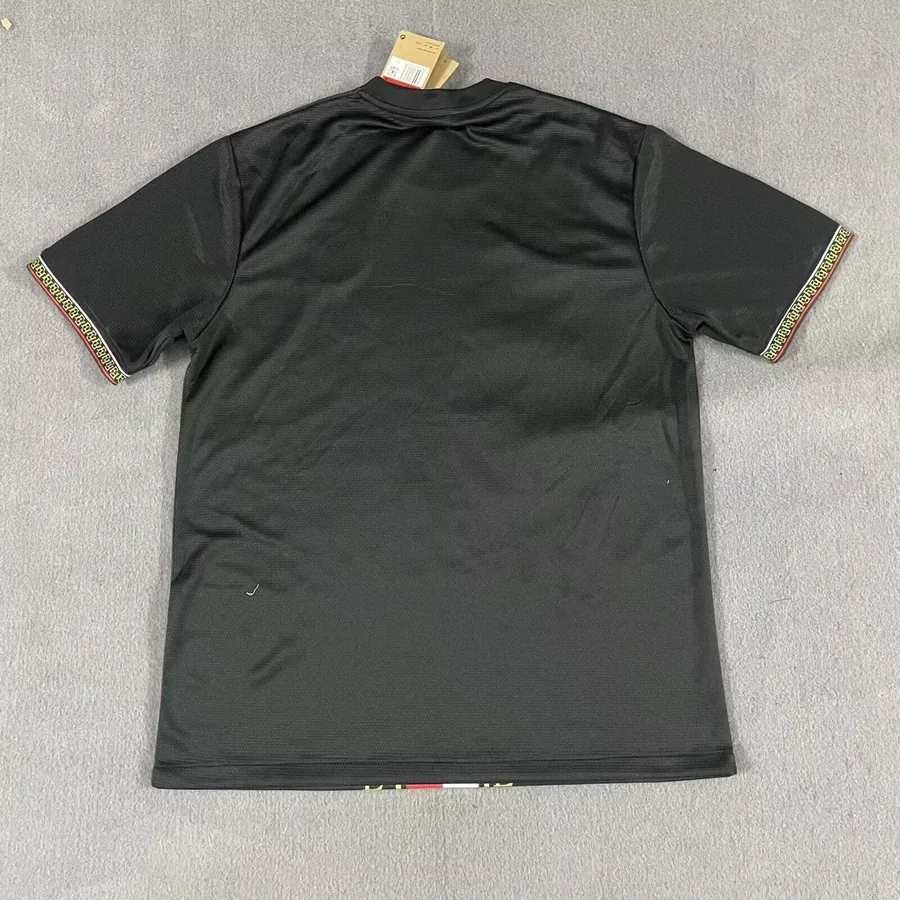 25/26 Paris Special Edition Black and gold Nike S-XXL — photo 2