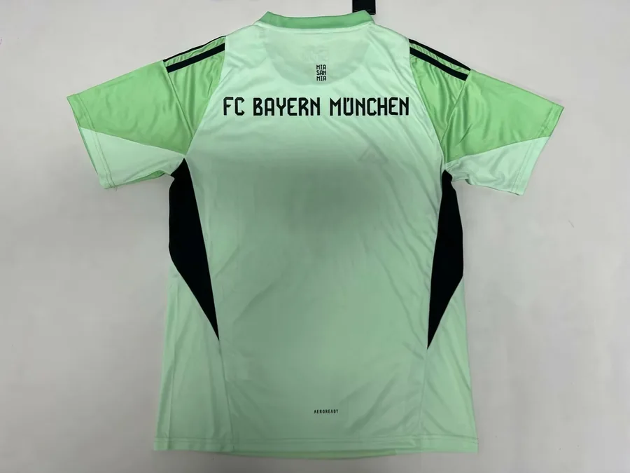 25-26 Bayern Munich goalkeeper Green S-XXL — photo 2