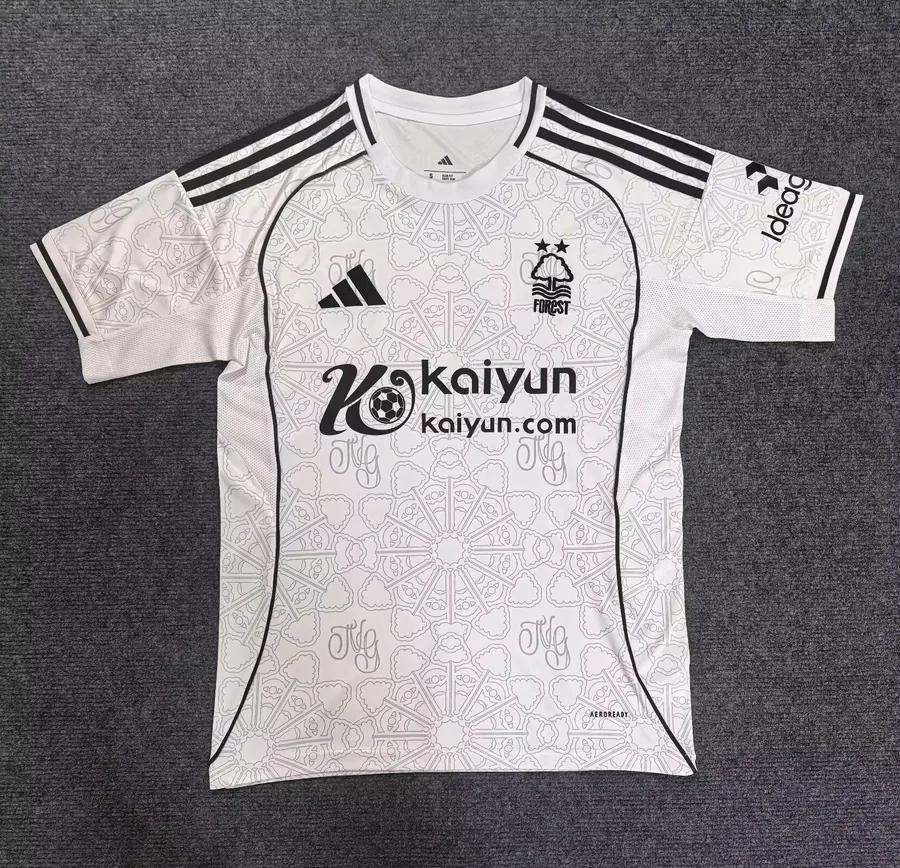 2526 Nottingham Forest away S-2XL — photo 4