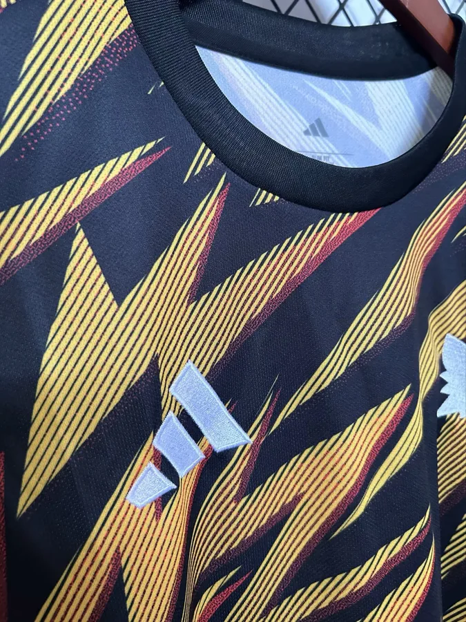 25/26 Roma's pre-match uniform is S-4XL — photo 5