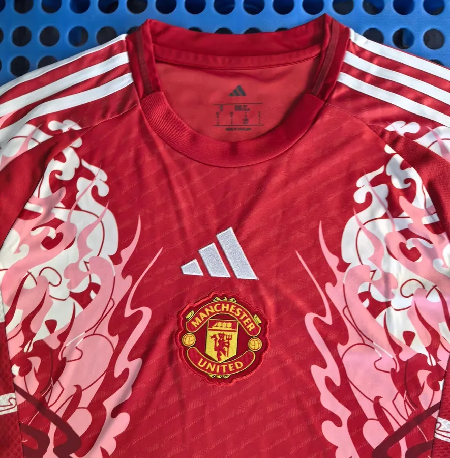 2526 Man U patterned Concept Version S-2xL — photo 2