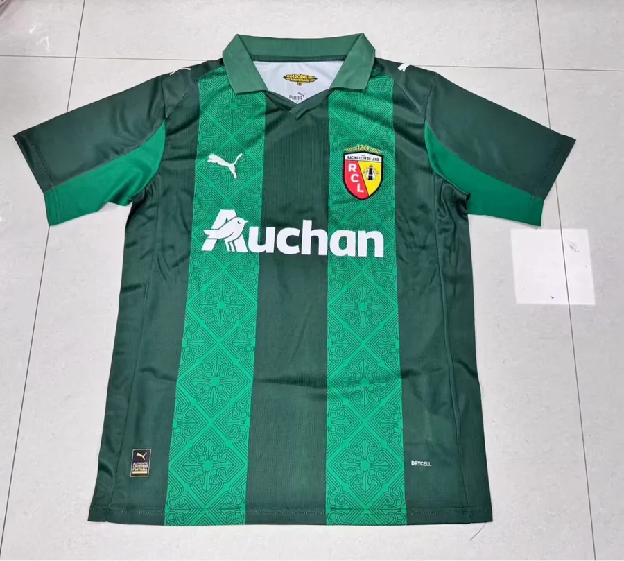 2526 Lens away S-4XL