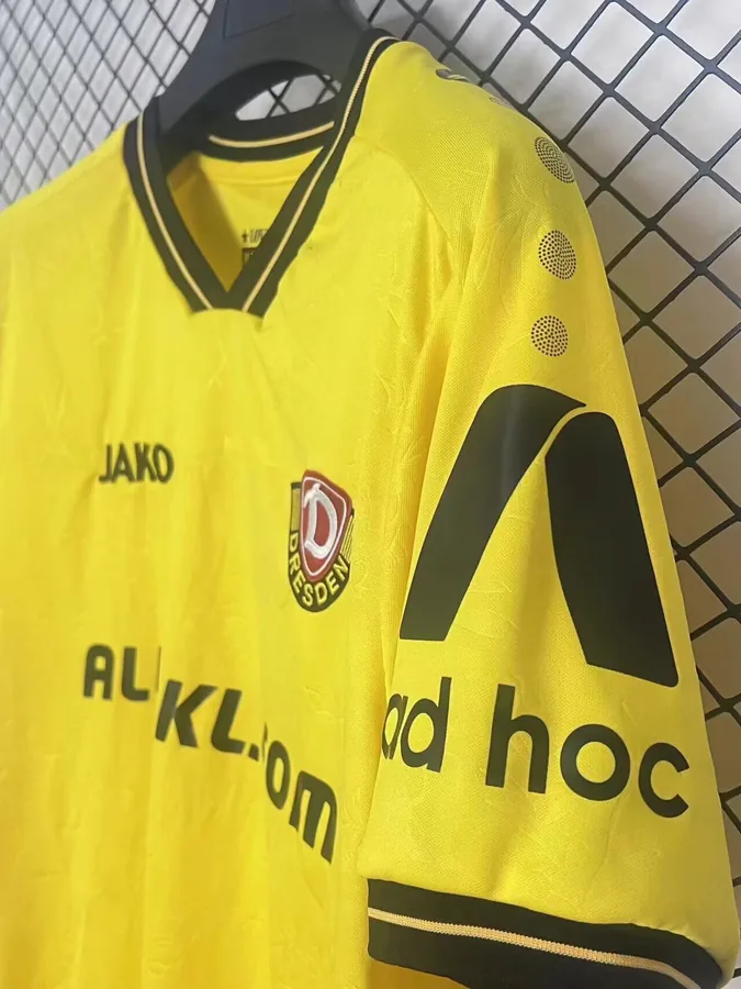 2526 SG Dynamo Dresden home game S-4XL — photo 3