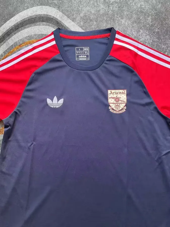 2526 Arsenal Big Three Leaf T-shirt S-2XL — photo 2