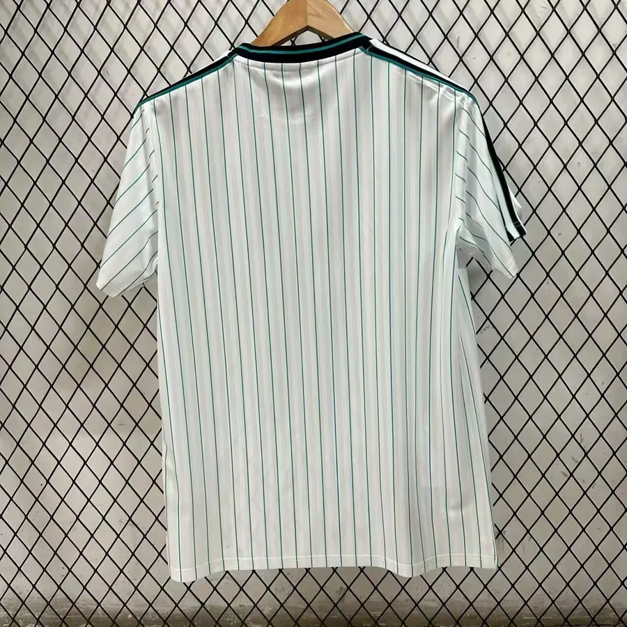 25-26利物浦复古版白S-2XL — photo 2