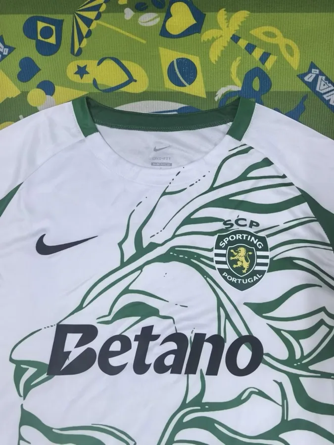2526 Lisbon Lion Head Special Edition S~4XL — photo 3