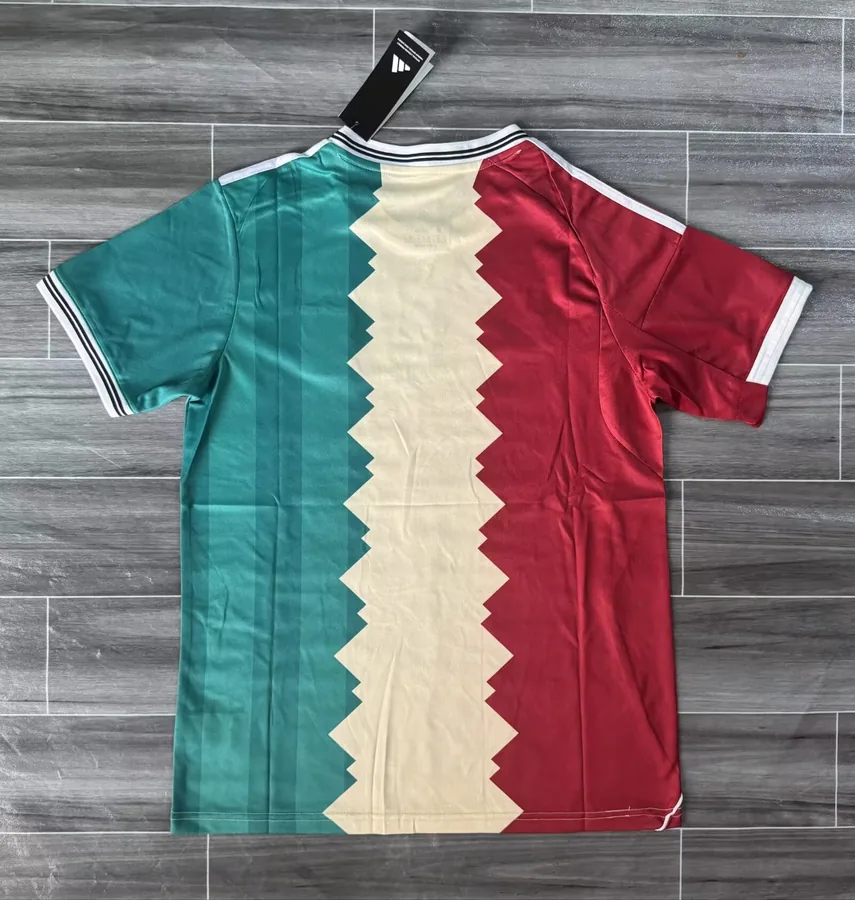 25-26利物浦三色混合版S-XXL — photo 2