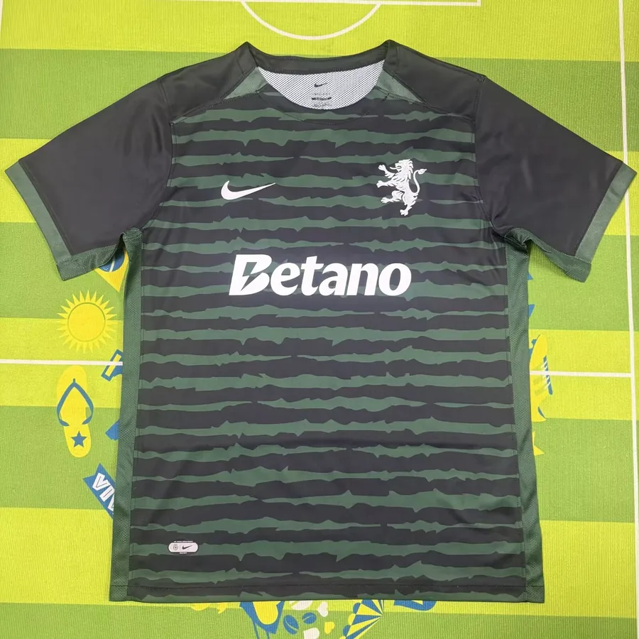 2526 Lisbon Christmas Edition S - 4XL