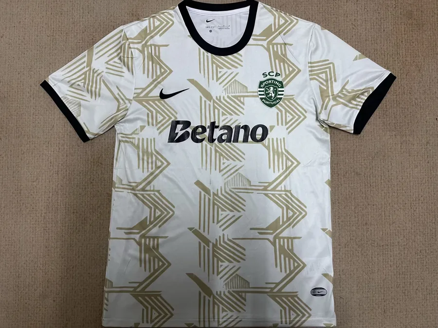 2526 Lisbon Christmas S-4XL