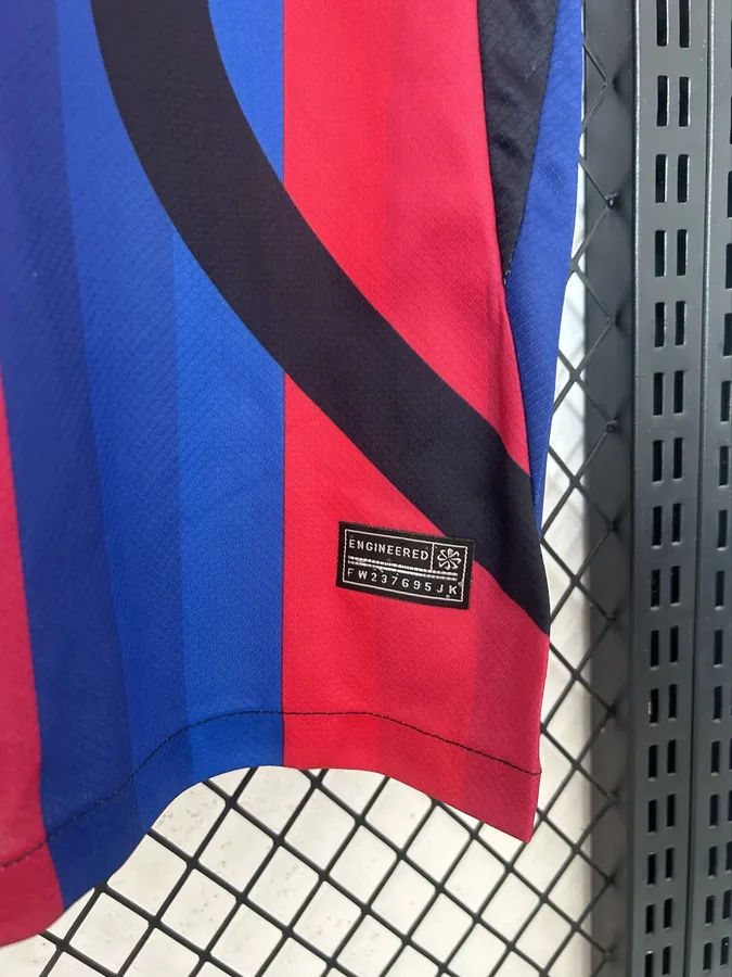 26/27 Barcelona Soccer Jersey Home — photo 3