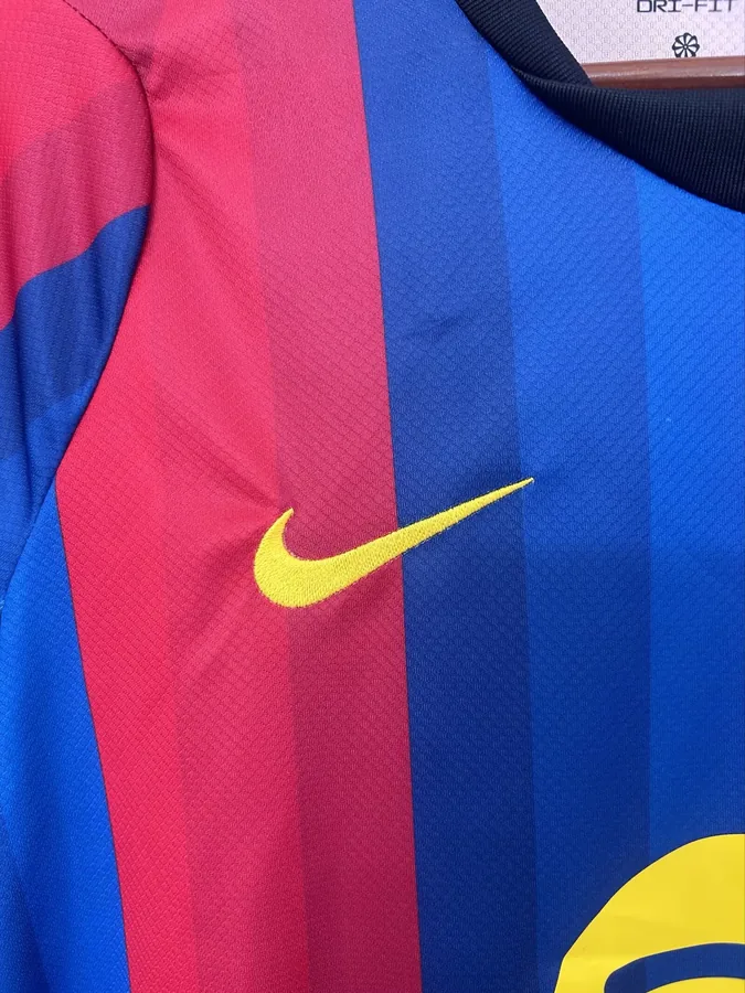 26/27 Barcelona Soccer Jersey Home — photo 5
