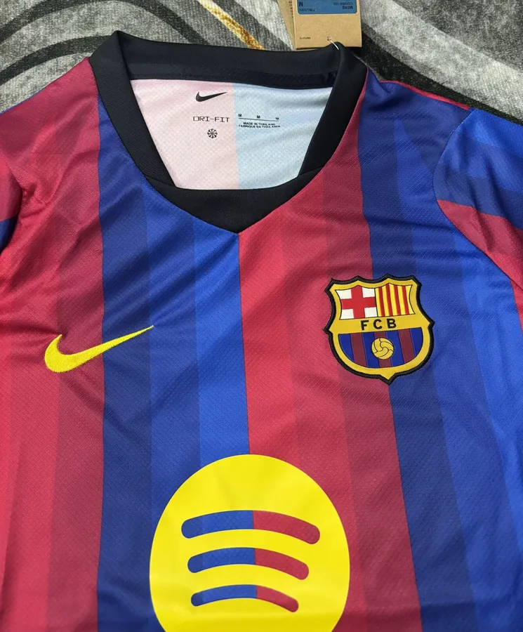 26/27 Barcelona Soccer Jersey Home — photo 9