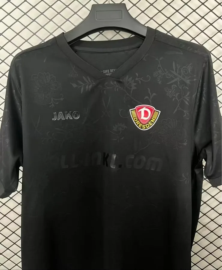 2526 Luton Special Edition Black S-4xL — photo 3