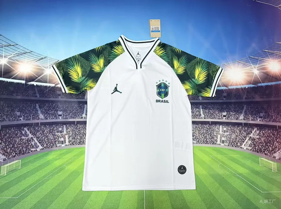 26-27 Brazilian Special Edition White and Green Leaf Sleeve S-XXL