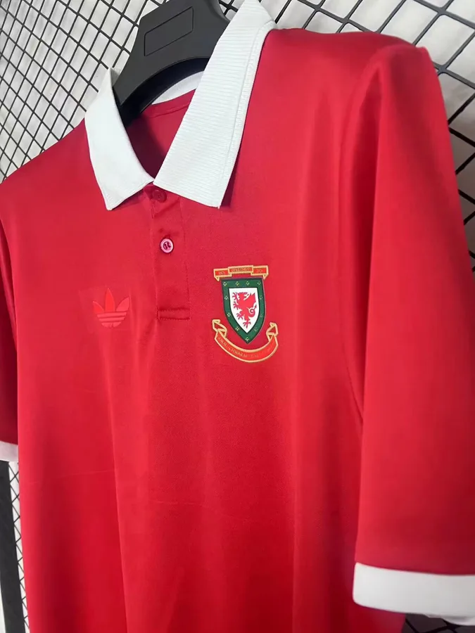 2026 Wales 150th Souvenir Red Soccer Jersey — photo 2