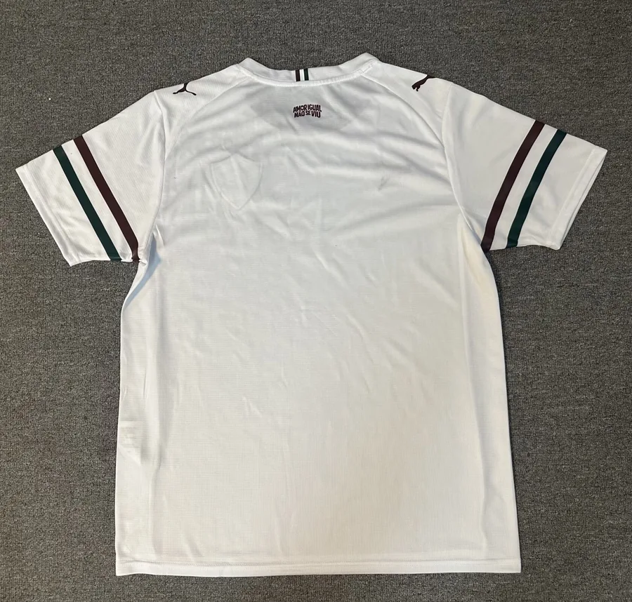 26-27 Fluminense away S-4xl