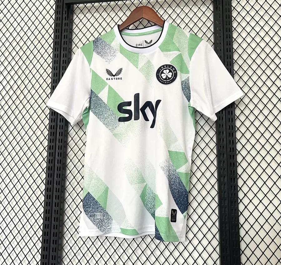 2026 Ireland Soccer Jersey Away — photo 2