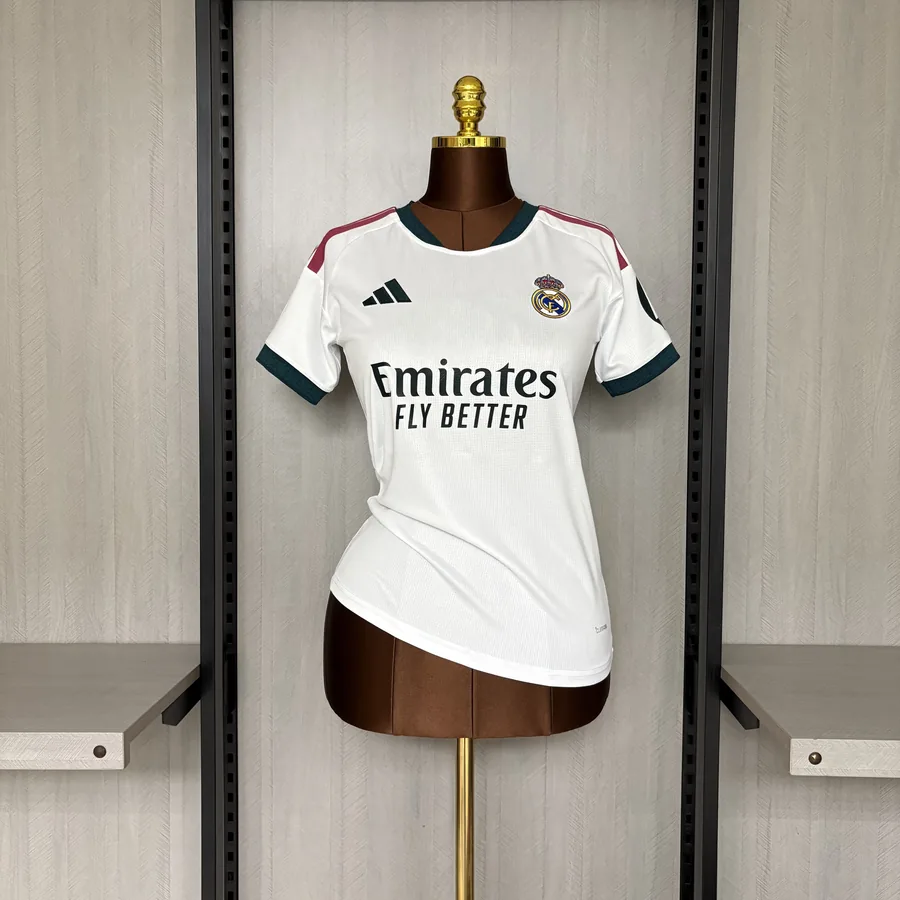 26/27 Women Real Madrid Soccer Jersey Home
