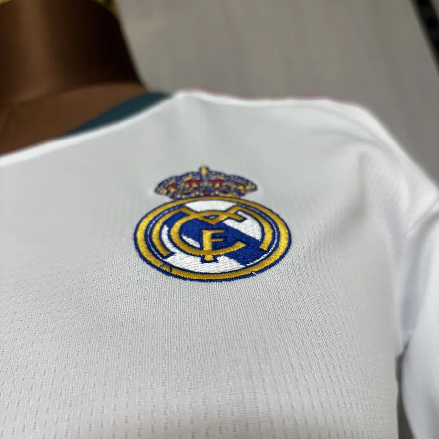 26/27 Women Real Madrid Soccer Jersey Home — photo 2