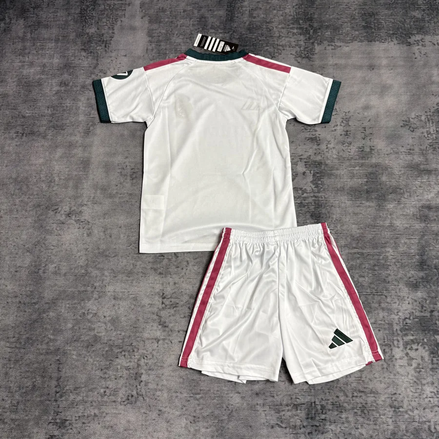 2026/27 Kids Real Madrid Home Jersey — photo 5