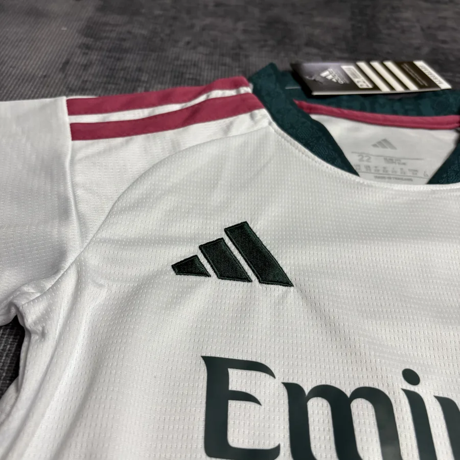 2026/27 Kids Real Madrid Home Jersey — photo 7
