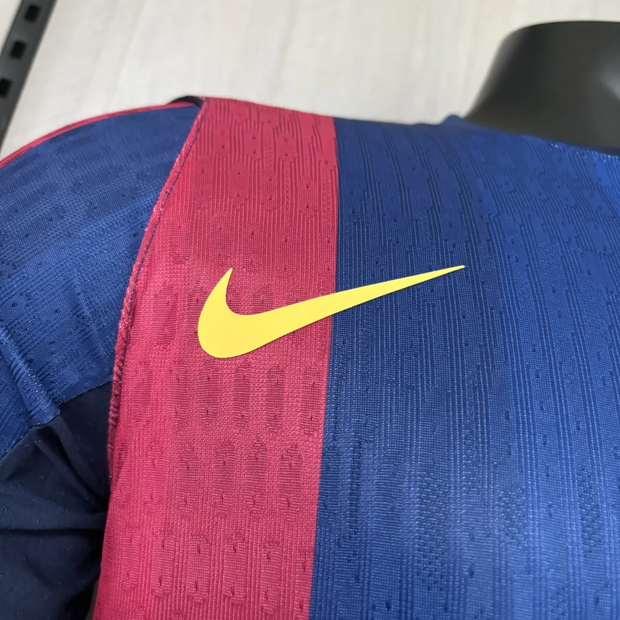 26/27 Player Version Barcelona Soccer Jersey Home — photo 7