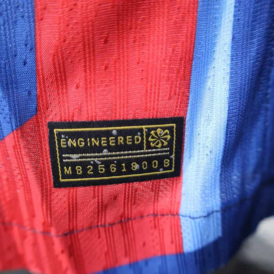 25/26 Player Edition Barcelona Home Jersey — photo 5