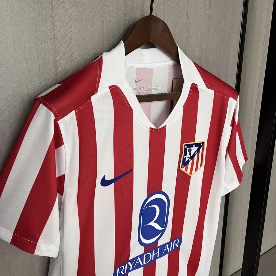 25/26 Atletico Madrid Soccer Jersey Home — photo 10